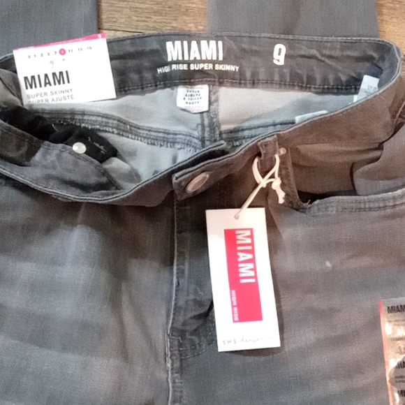 MIAMI STYLE, Size 9, Vintage Gray - Picture 4 of 4